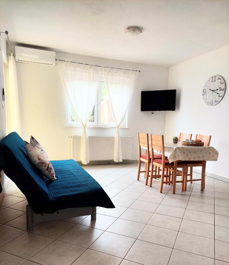 Dia Apartment Zaostrog