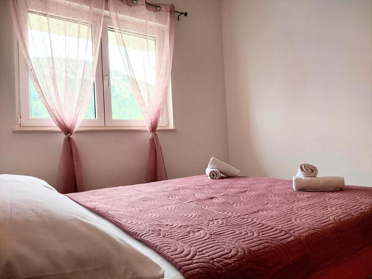 Dia Appartement Zaostrog